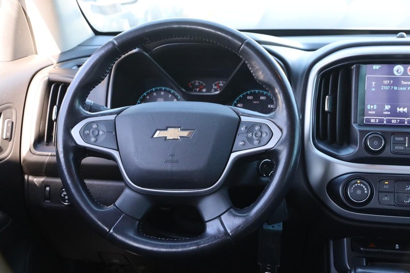 Chevrolet Colorado Vehicle Full-screen Gallery Image 20