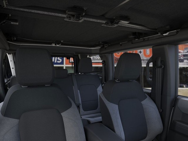 Ford Bronco Vehicle Image 12