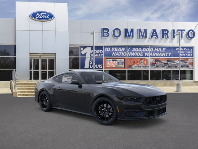 Ford Mustang Vehicle Image 07