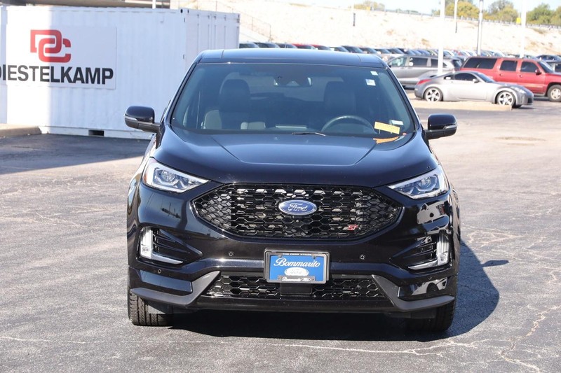 Ford Edge Vehicle Image 04