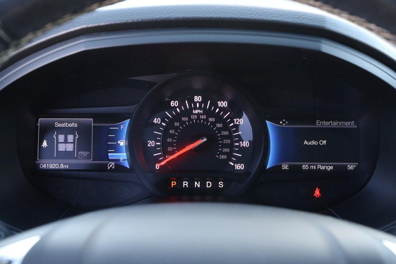 Ford Edge Vehicle Image 15