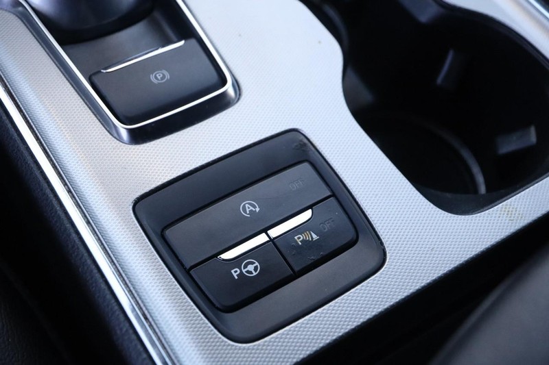Ford Edge Vehicle Image 20