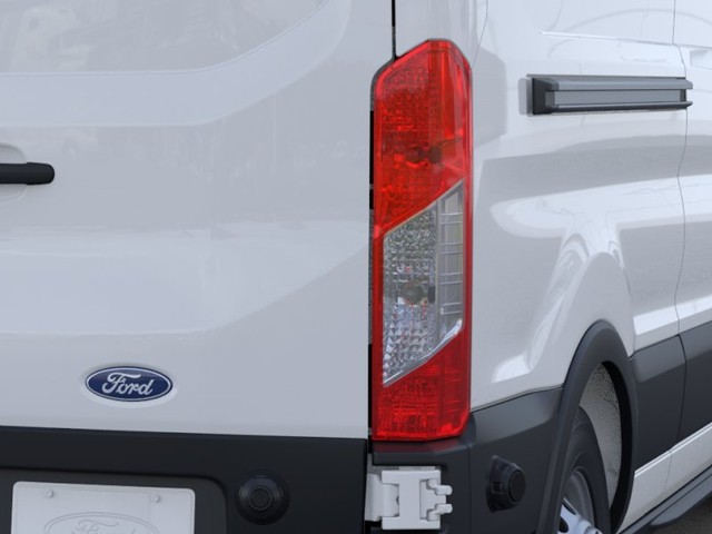 Ford Transit Cargo Van Vehicle Full-screen Gallery Image 21