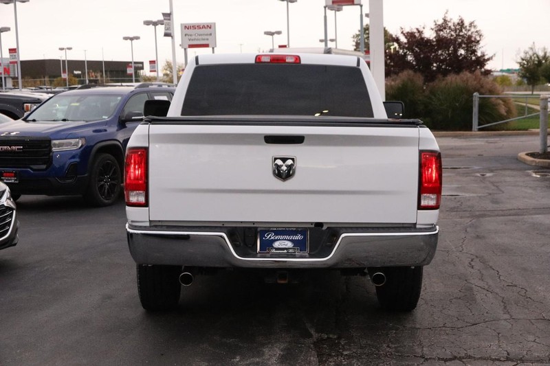 Ram 1500 Classic Vehicle Image 07