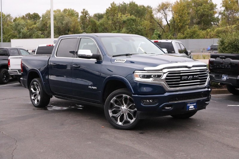 Ram 1500 Vehicle Image 02