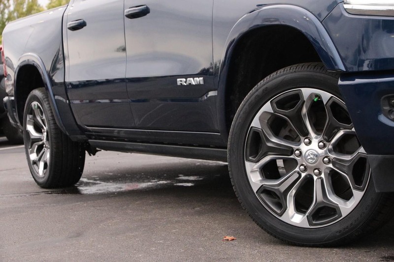 Ram 1500 Vehicle Image 03