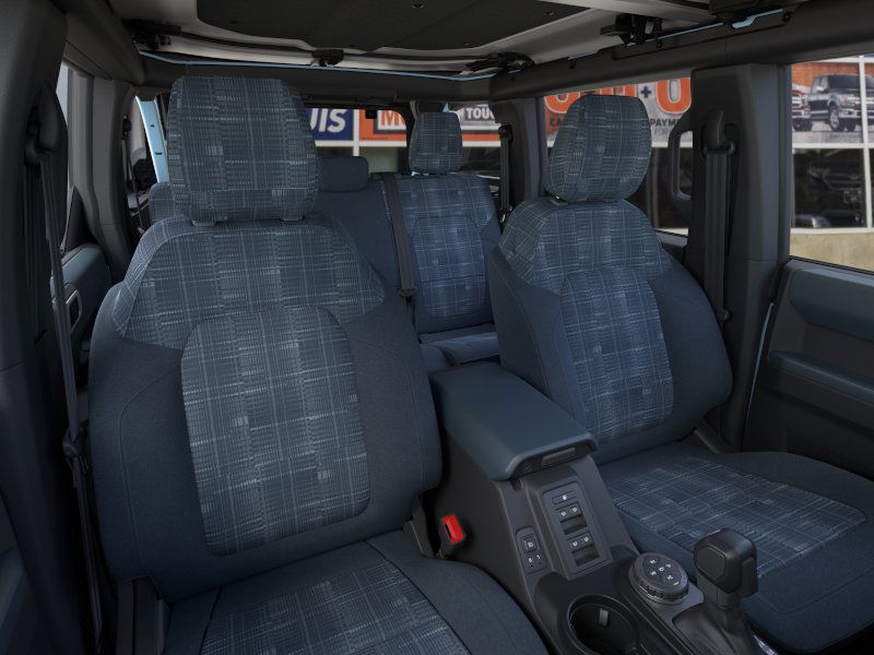 Ford Bronco Vehicle Image 10