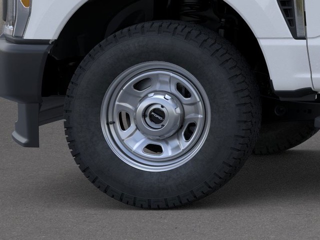 Ford Super Duty F-350 SRW Vehicle Image 19