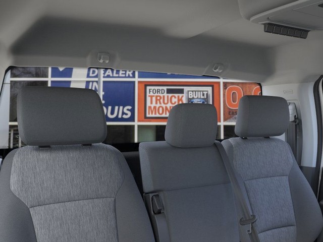 Ford Super Duty F-350 SRW Vehicle Image 22