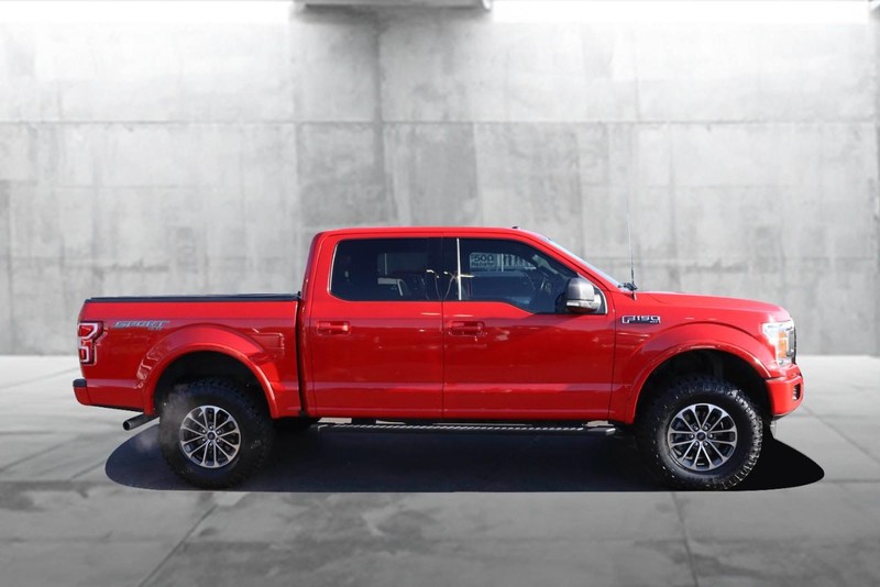 Ford F-150 Vehicle Full-screen Gallery Image 5
