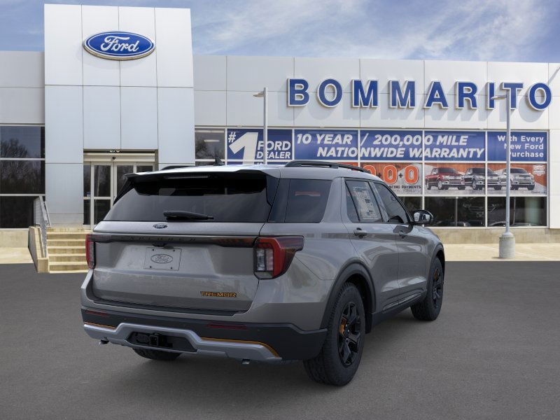 Ford Explorer Vehicle Image 08