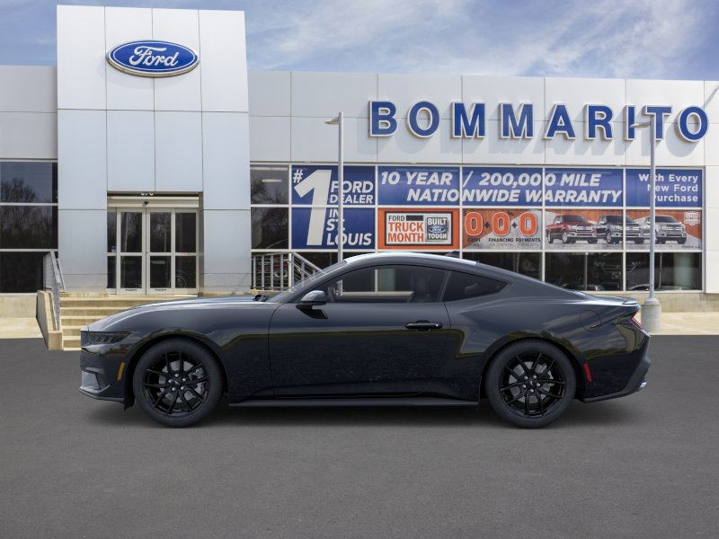 Ford Mustang Vehicle Full-screen Gallery Image 3