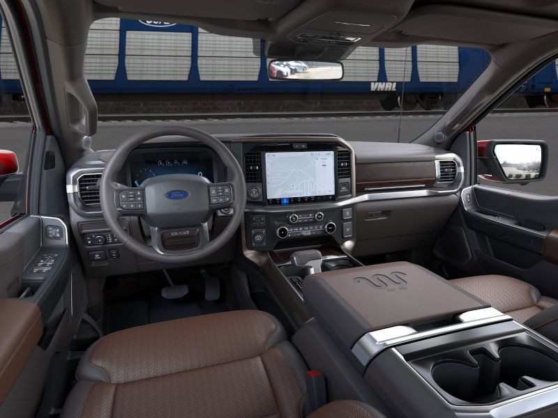 Ford F-150 Vehicle Full-screen Gallery Image 9