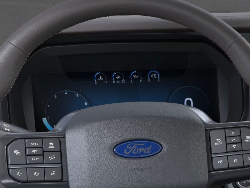 Ford F-150 Vehicle Full-screen Gallery Image 13
