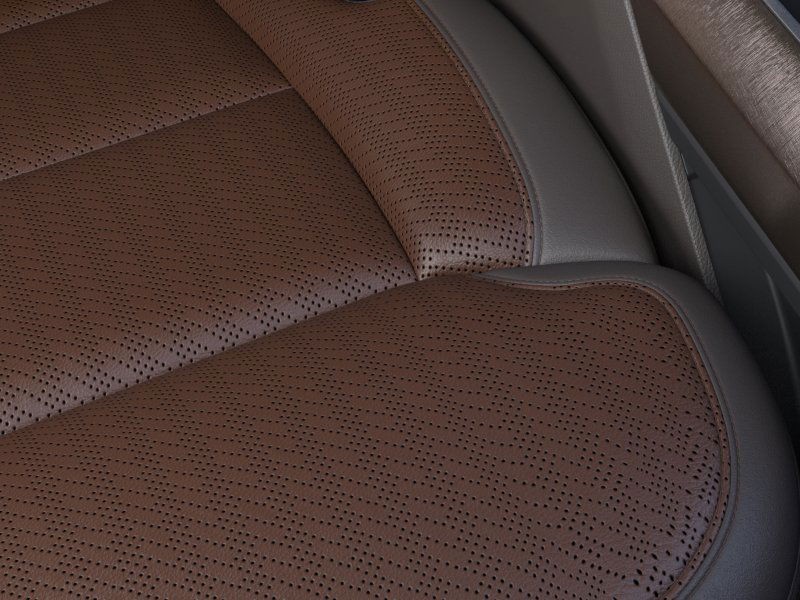 Ford F-150 Vehicle Full-screen Gallery Image 16