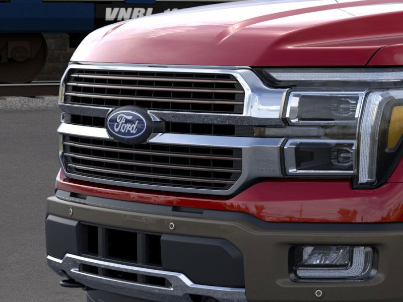Ford F-150 Vehicle Full-screen Gallery Image 17