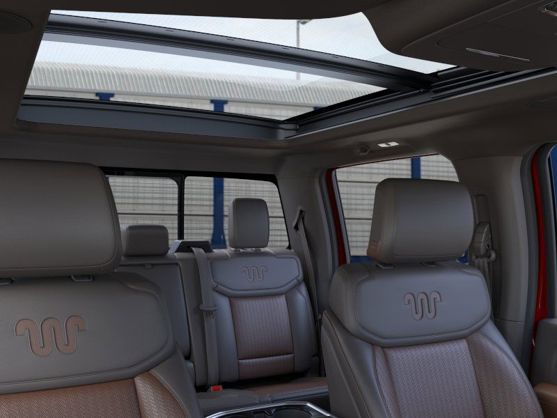 Ford F-150 Vehicle Full-screen Gallery Image 22