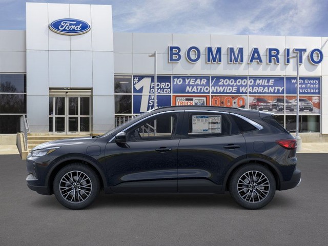 Ford Escape Vehicle Image 03