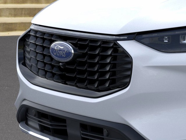 Ford Escape Vehicle Image 17