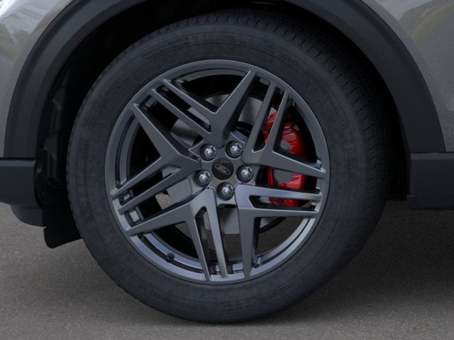 Ford Explorer Vehicle Image 19