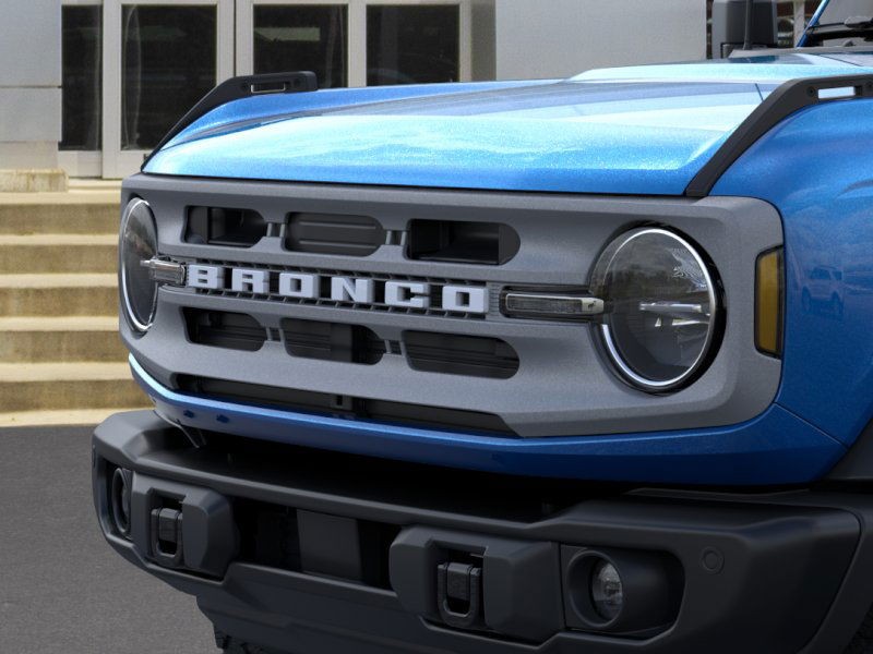 Ford Bronco Vehicle Full-screen Gallery Image 19