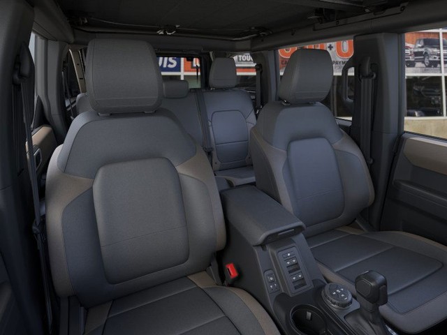 Ford Bronco Vehicle Image 10