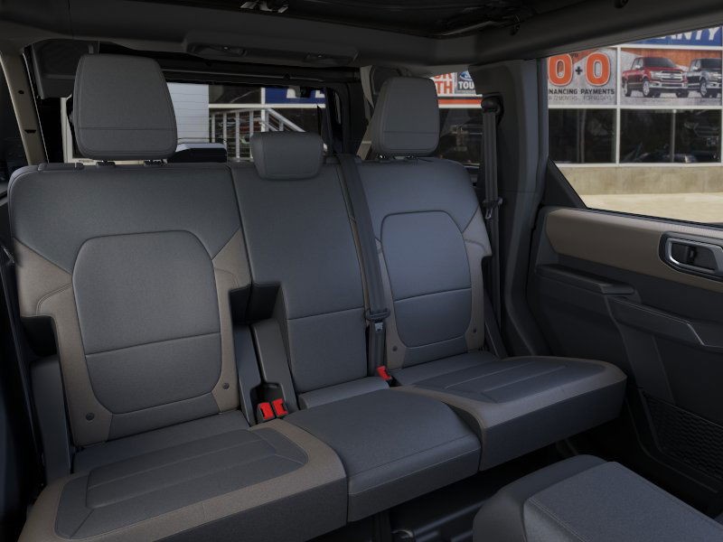 Ford Bronco Vehicle Image 11
