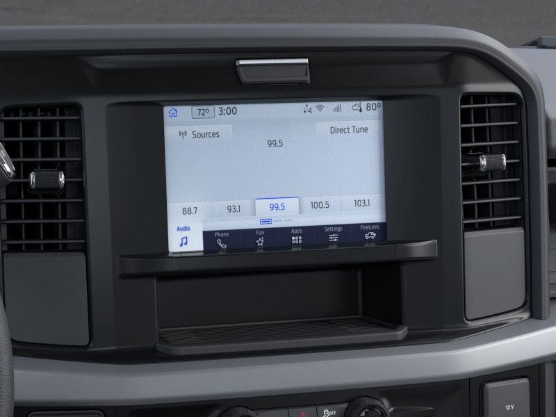 Ford Super Duty F-450 DRW Vehicle Full-screen Gallery Image 14