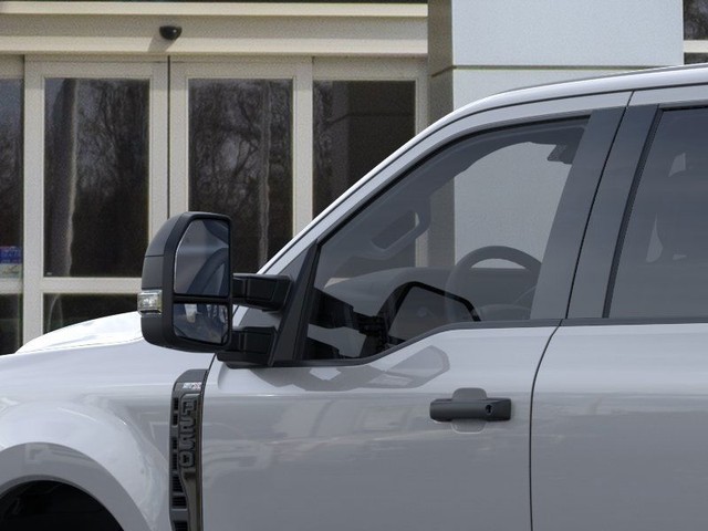 Ford Super Duty F-250 SRW Vehicle Image 20