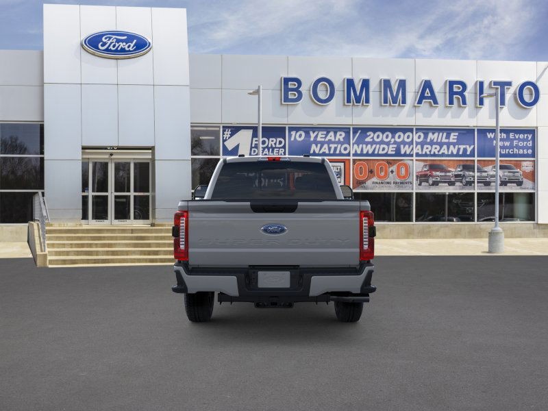 Ford Super Duty F-250 SRW Vehicle Image 05