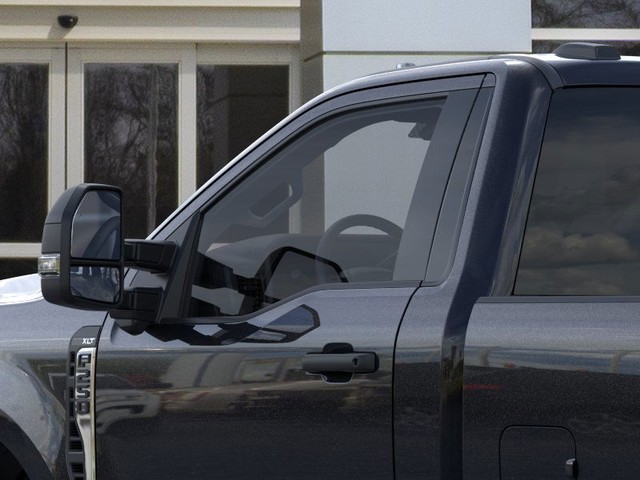 Ford Super Duty F-250 SRW Vehicle Image 20