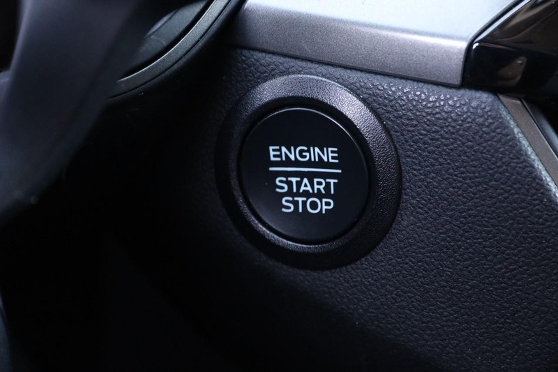 Ford Escape Vehicle Full-screen Gallery Image 14