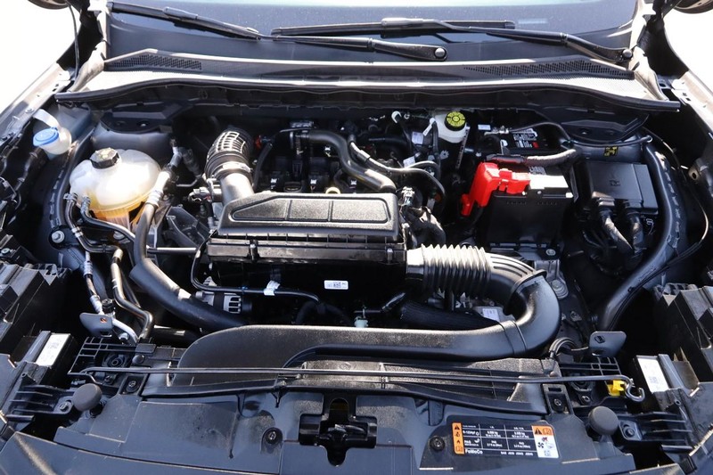 Ford Escape Vehicle Full-screen Gallery Image 26