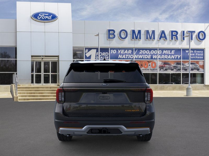 Ford Explorer Vehicle Full-screen Gallery Image 5