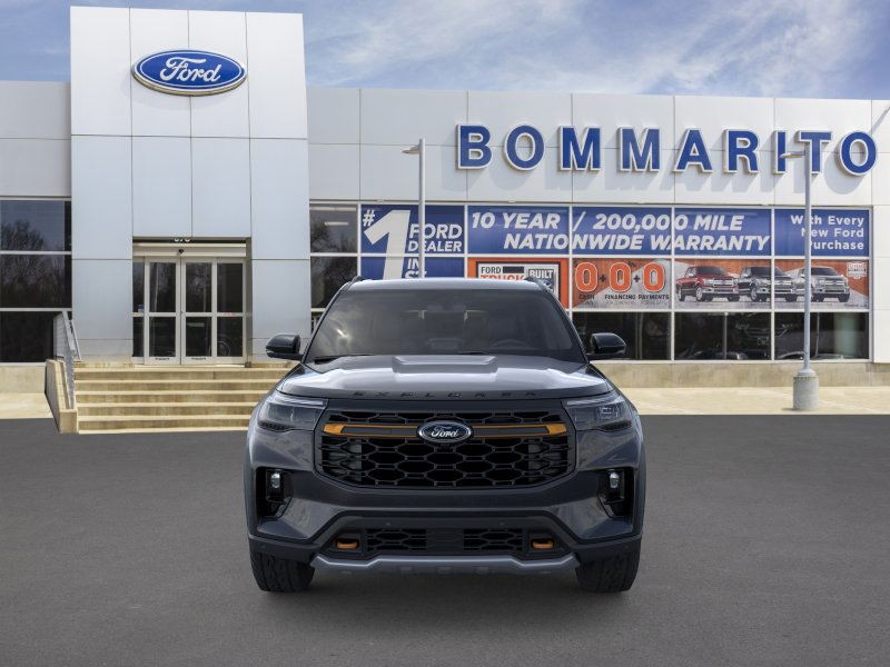 Ford Explorer Vehicle Full-screen Gallery Image 6