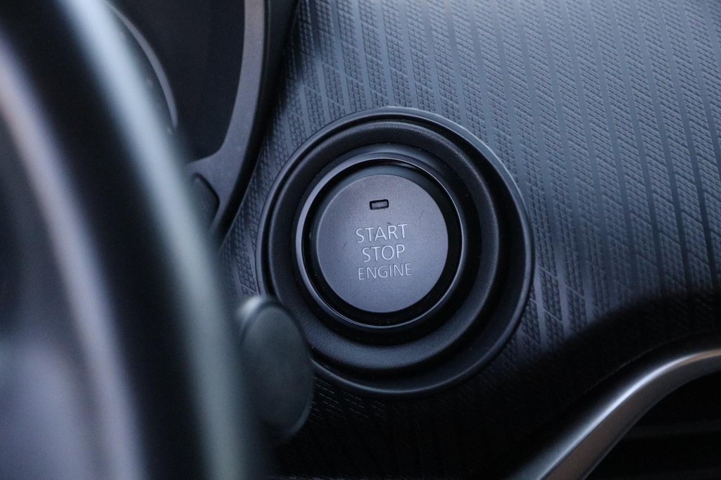 Mazda CX-90 Vehicle Image 16