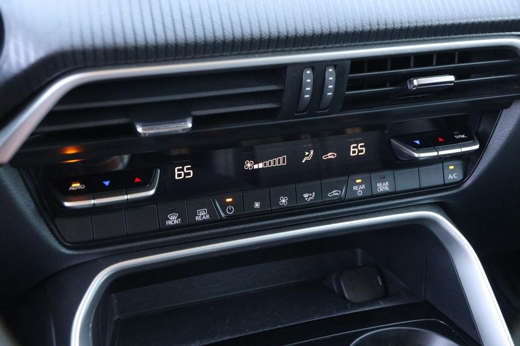 Mazda CX-90 Vehicle Image 19