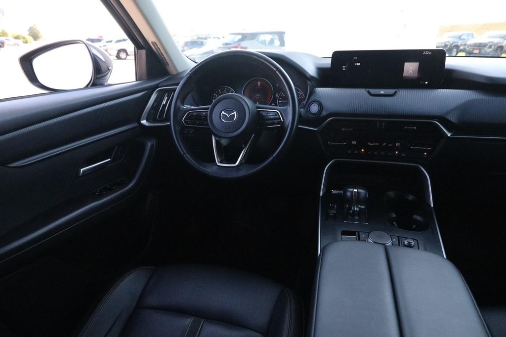 Mazda CX-90 Vehicle Image 24