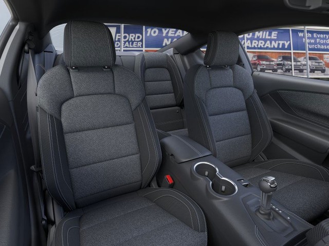 Ford Mustang Vehicle Image 10