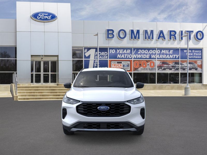 Ford Escape Vehicle Full-screen Gallery Image 6