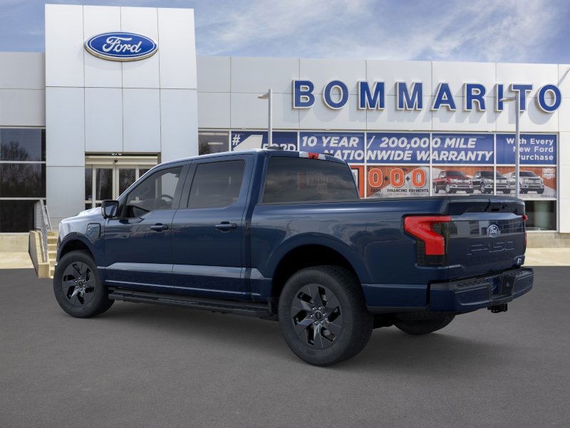 Ford F-150 Lightning Vehicle Full-screen Gallery Image 4