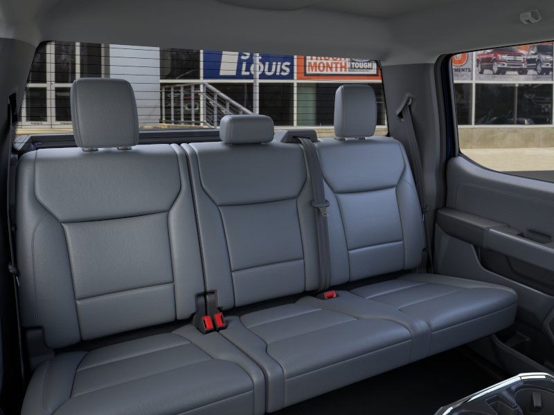 Ford F-150 Lightning Vehicle Full-screen Gallery Image 11