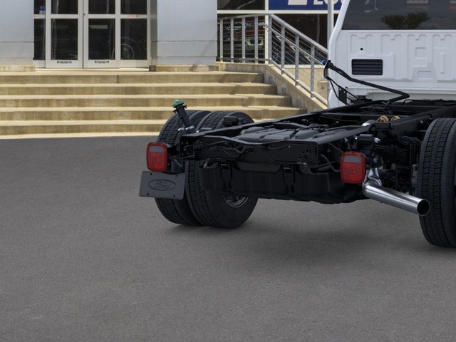 Ford F-450SD Vehicle Image 21