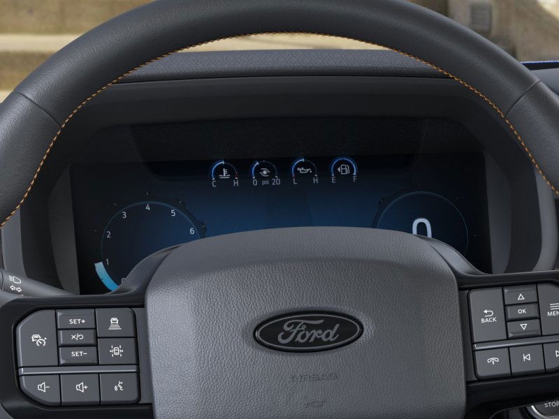 Ford F-150 Vehicle Full-screen Gallery Image 13