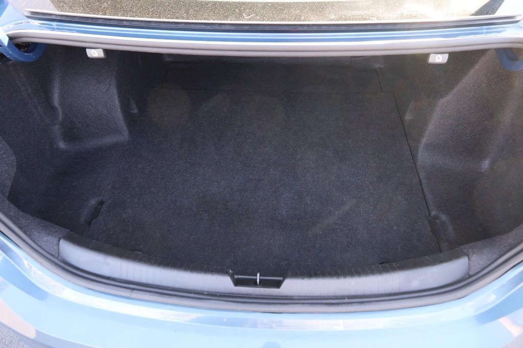 Chevrolet Malibu Vehicle Image 07