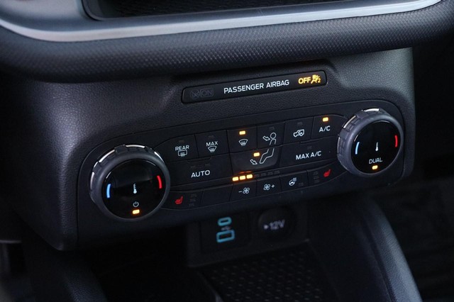 Ford Bronco Sport Vehicle Full-screen Gallery Image 21