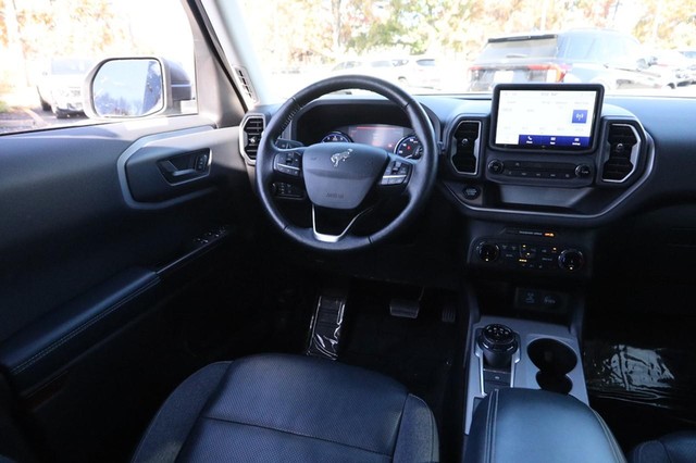 Ford Bronco Sport Vehicle Full-screen Gallery Image 25