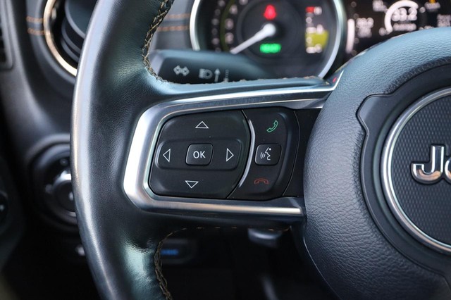 Jeep Wrangler 4xe Vehicle Full-screen Gallery Image 12