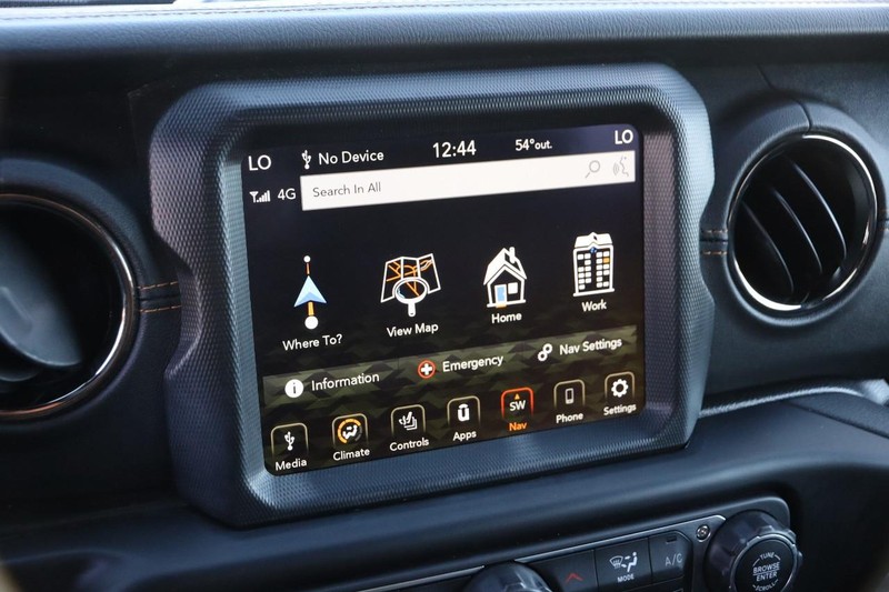 Jeep Wrangler 4xe Vehicle Image 16