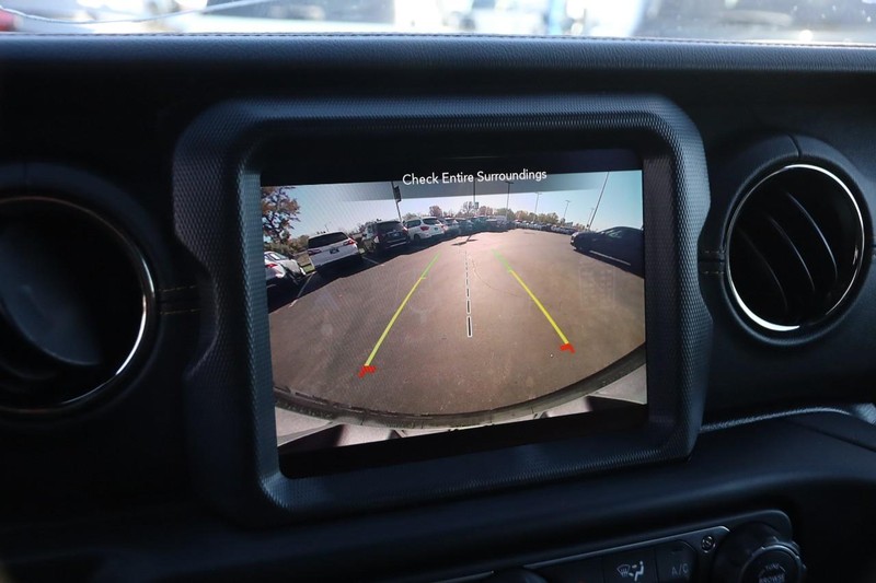 Jeep Wrangler 4xe Vehicle Image 17